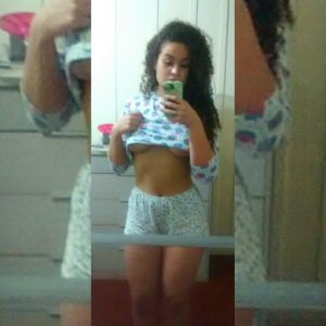 Coquine du 17 pour se masturber et parler à des inconnus