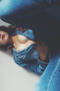 Coquine sexy du 11 pour plan cul