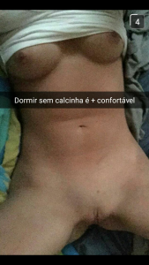 Femme en couple pour moment sexy sur le 72