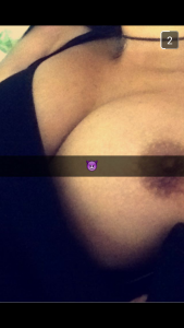 coquine nue du 19 sur le dial hot