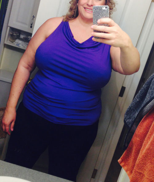 Coquine en couple se venge et suce ta queue