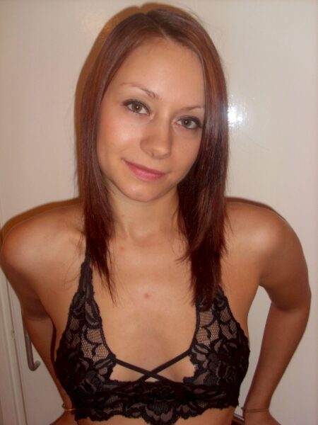 Ma bouche encaisse plus que ma chatte